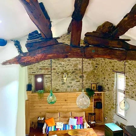 Grande Maison Cevenole Authentique Дом отдыха Вальрог
