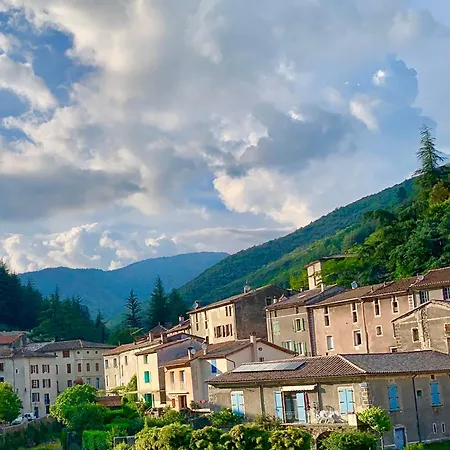 بيت للعطل Grande Maison Cevenole Authentique فاليراوغ