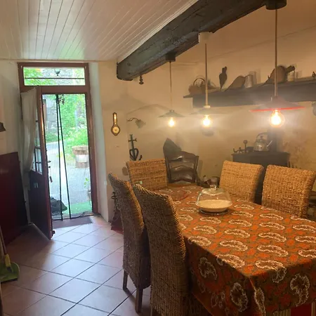 Дом отдыха Grande Maison Cevenole Authentique Вальрог